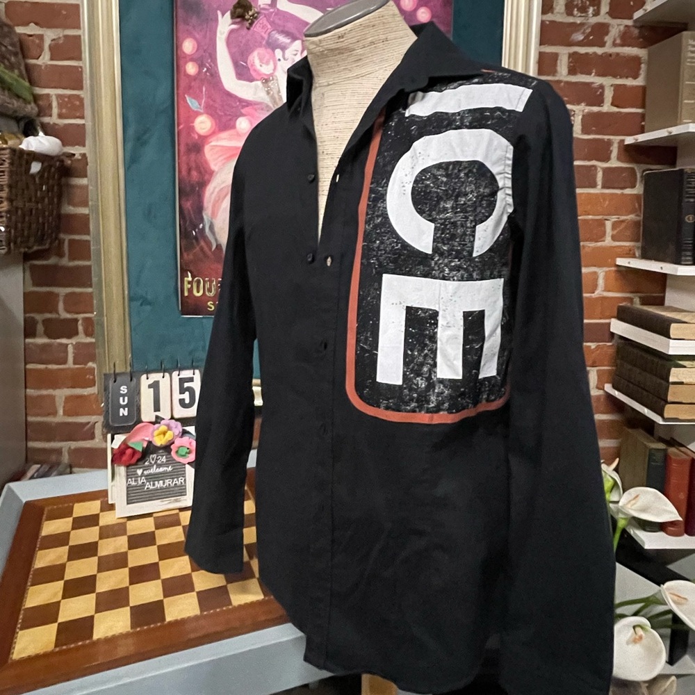 Iceberg × Vintage
Iceberg vintage Shirt